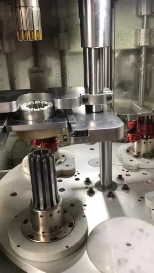 Máquina combinada totalmente automática de enrolamento e inserção de bobinas de estator